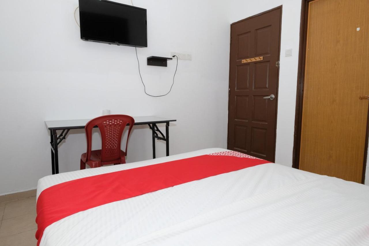 Oyo 905 Hotel De'Light Villa Kota Bharu Exteriör bild