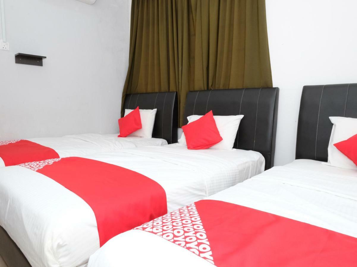 Oyo 905 Hotel De'Light Villa Kota Bharu Exteriör bild