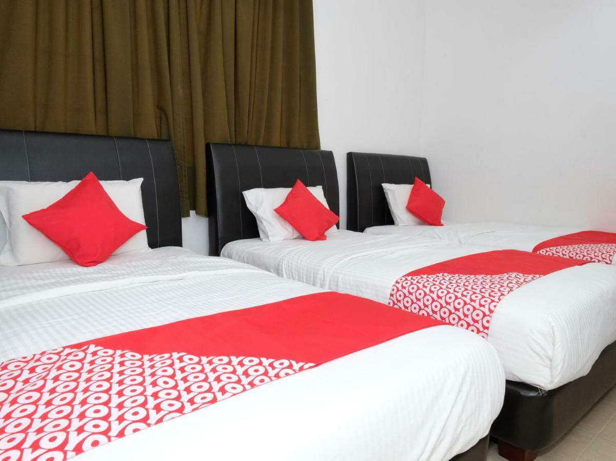 Oyo 905 Hotel De'Light Villa Kota Bharu Exteriör bild