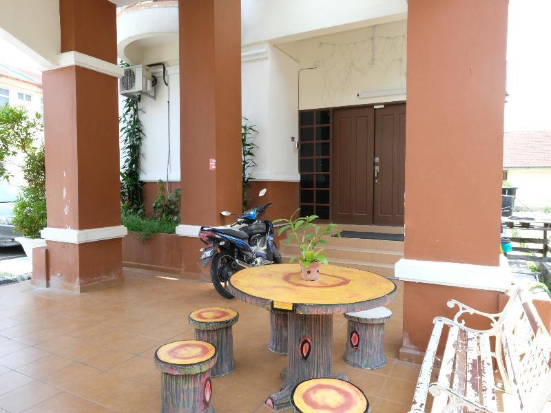 Oyo 905 Hotel De'Light Villa Kota Bharu Exteriör bild